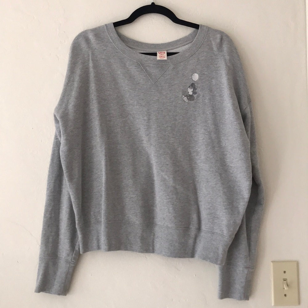 Uniqlo Disney sweatshirt